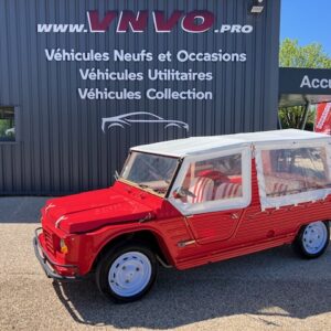 Méhari 4PL ROUGE ET BLANCHE 1972
