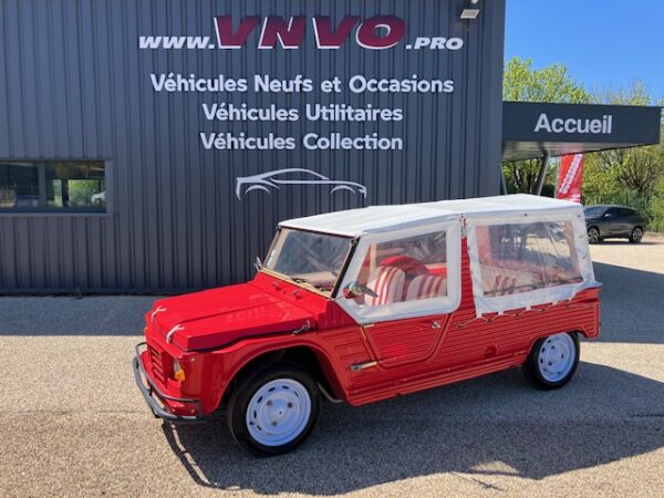 Méhari 4PL ROUGE ET BLANCHE 1972